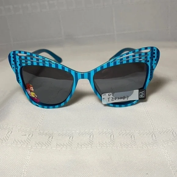 *5 for $25* NWOT Kids FGX International Fashion Sunglasses Blue Cat Eye - Picture 2 of 4